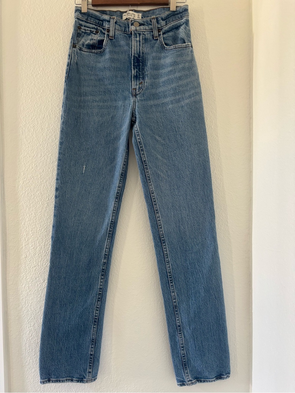 Abercrombie & Fitch The 90’s straight ultra High Rise 26 L